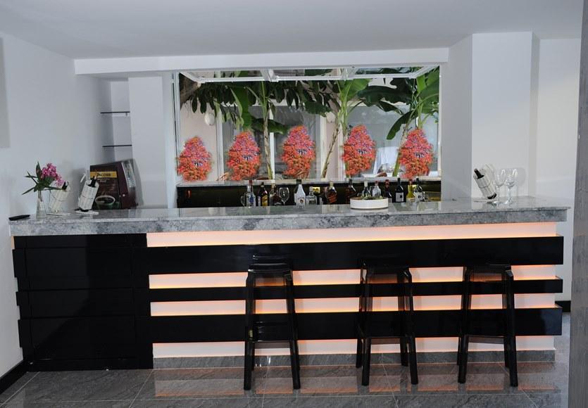 Le Blu Hotel *